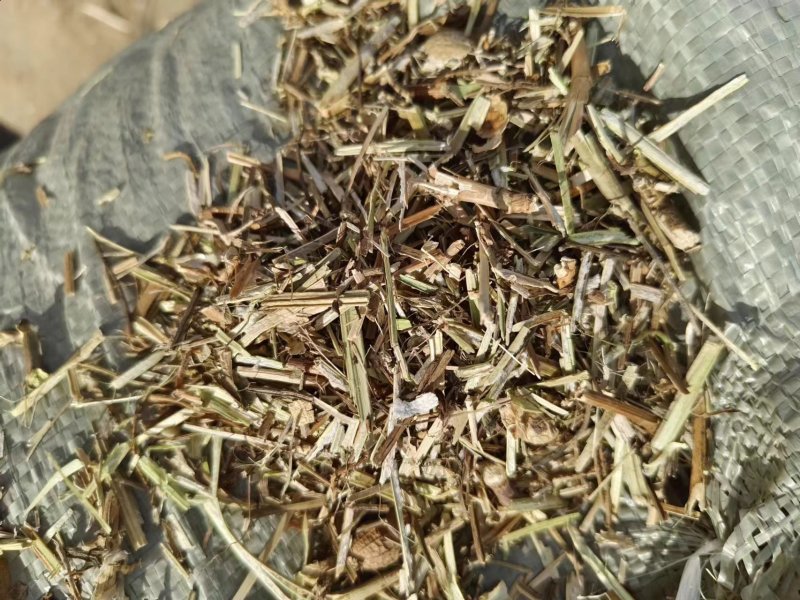 花生秧，对接养殖场，货源充足，全国发货，诚信经营。