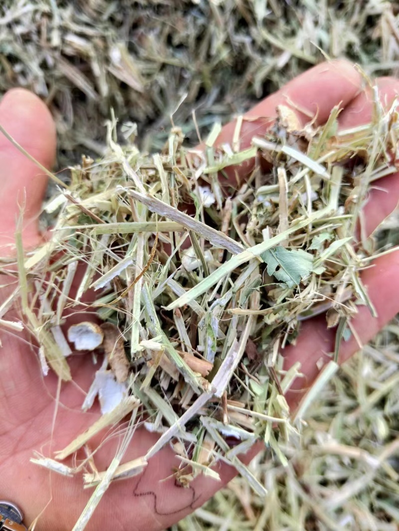 花生秧，对接养殖场，货源充足，全国发货，诚信经营。