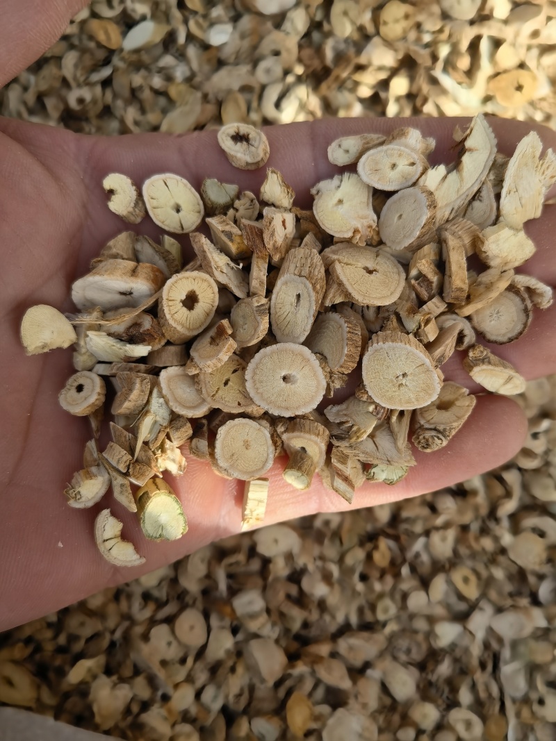 黄芪黄芪圆片统，可打粉量大从优，关书药业品质保证量大