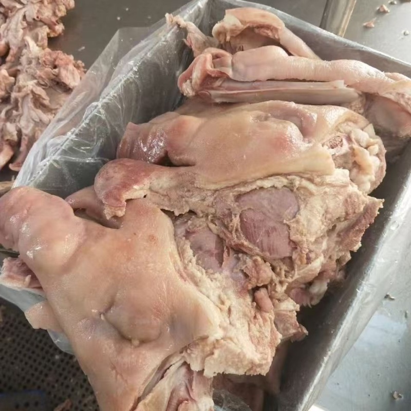 熟猪头肉，一件起发，量大从优，欢迎各位老板光临！