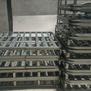 大量供应金属托盘