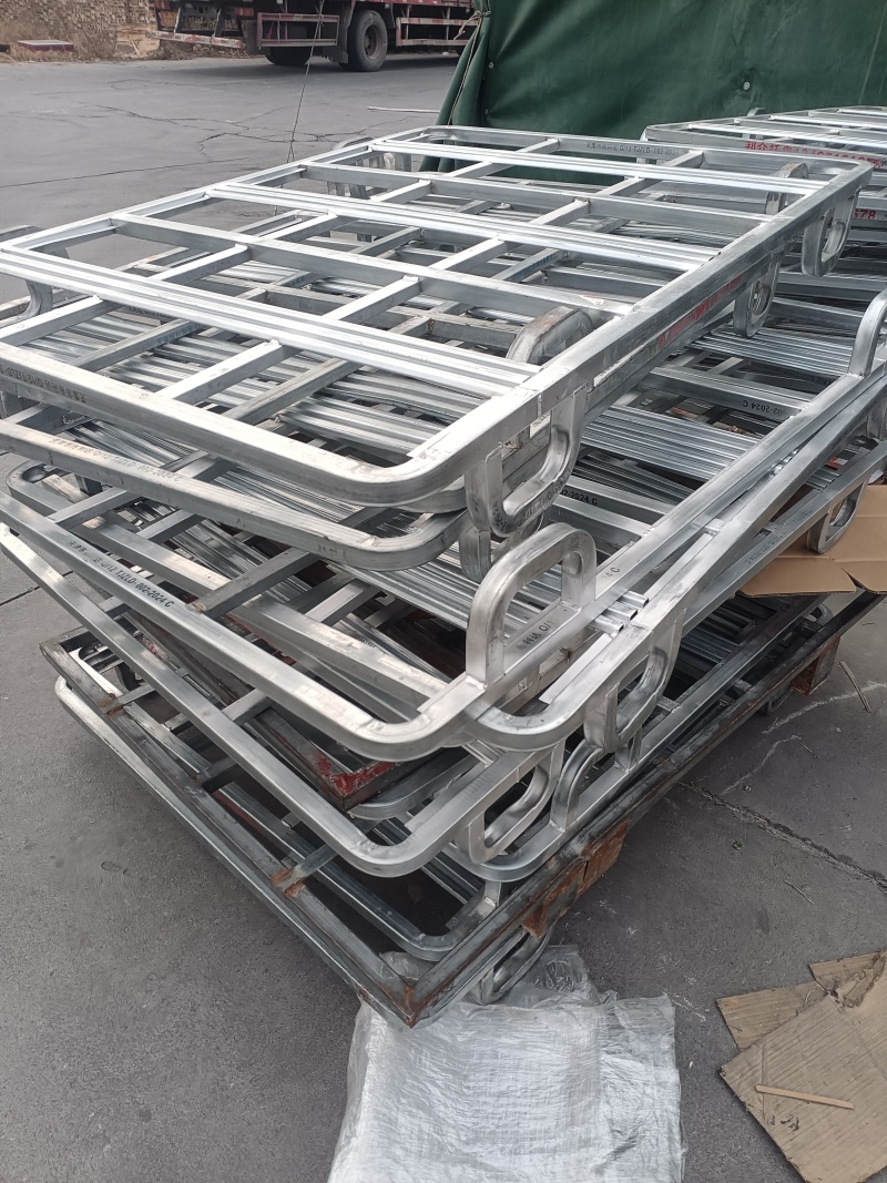 大量供应金属托盘