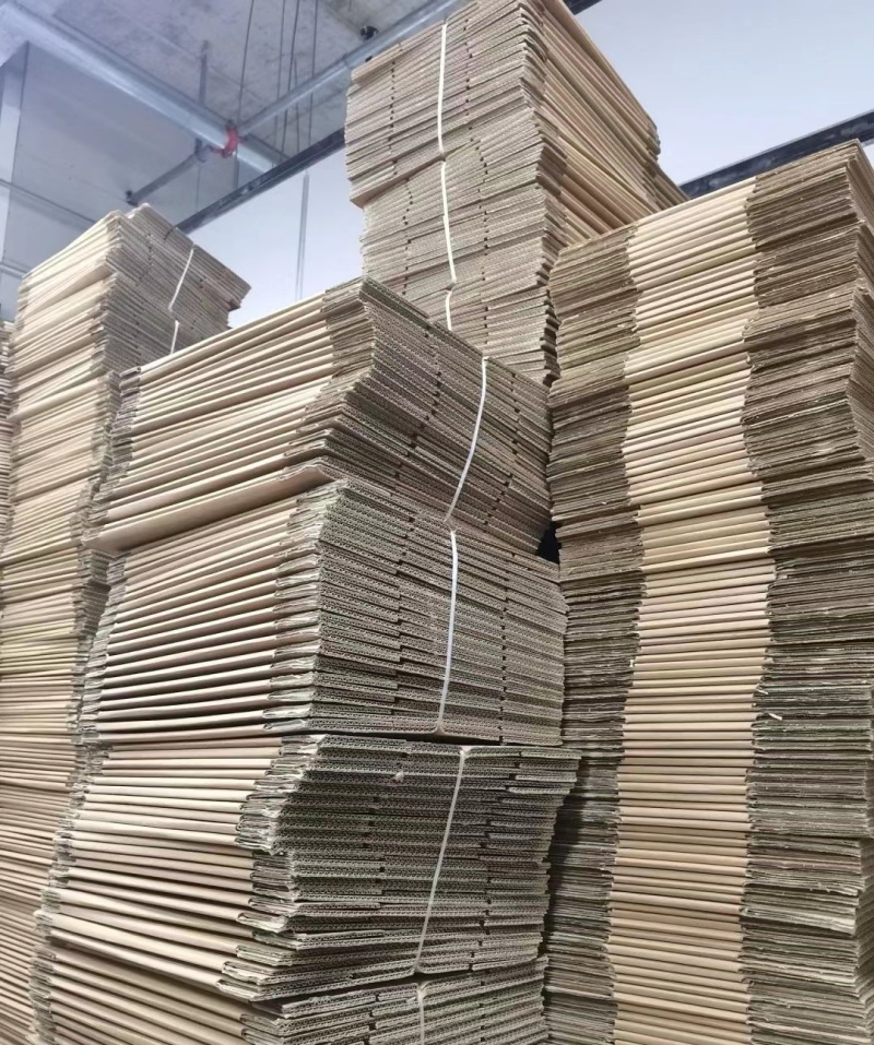纸箱包装盒物流箱包装箱