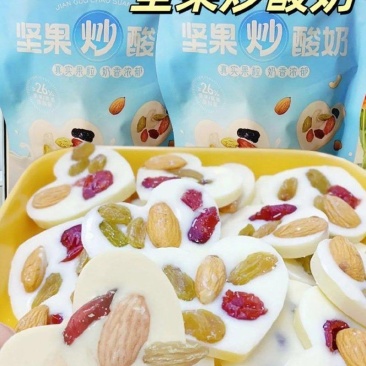 坚果炒酸奶选用优质坚果进口巴旦木