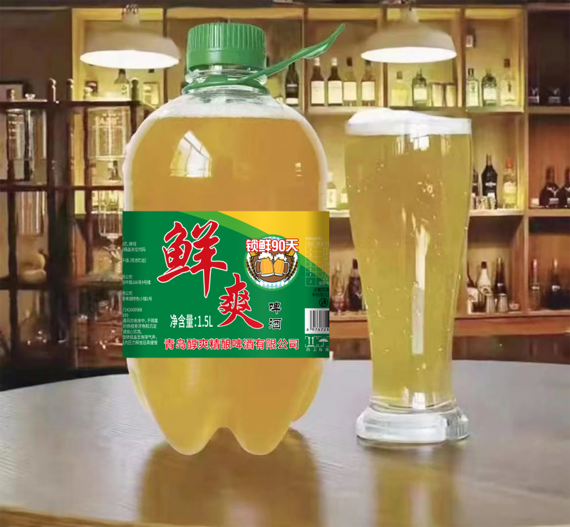 10度啤酒德式小麦工艺。10度纯麦芽发酵。麦香浓郁。