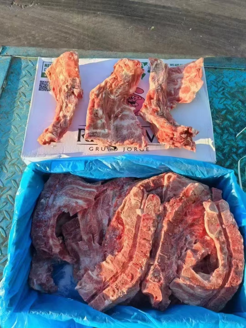 小粉猪颈骨