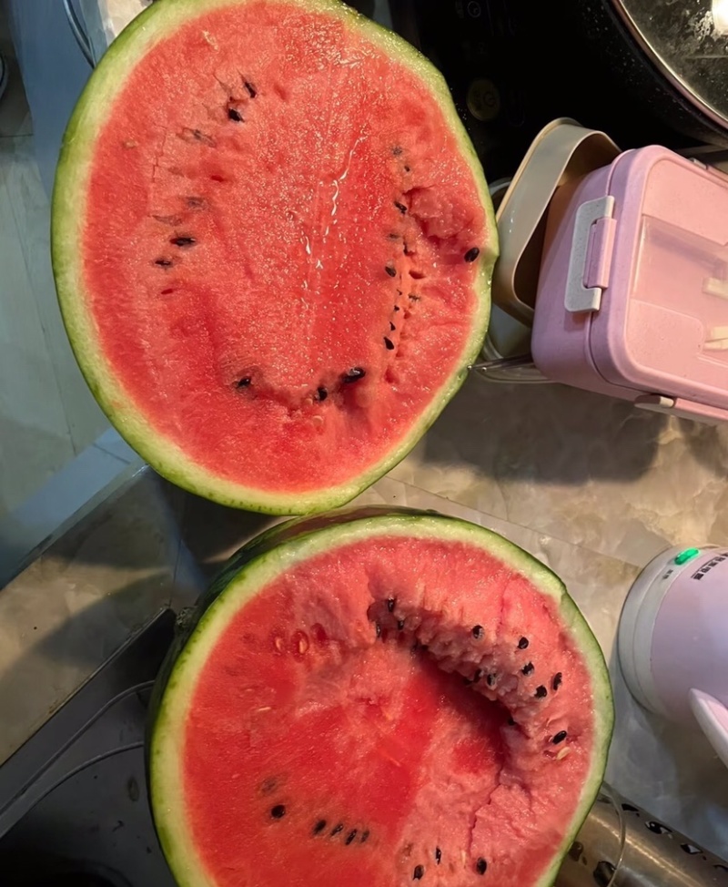 云南甜王西瓜产地直供全国发货品质保证对接电商