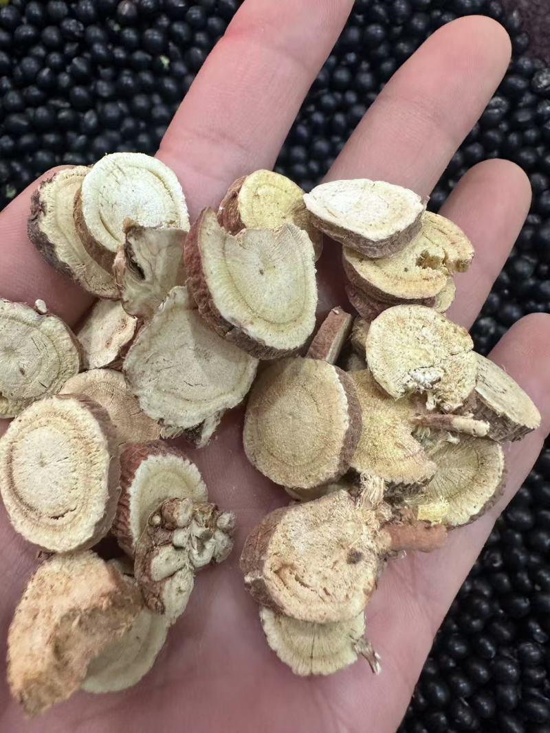 甘草原片1.2至1.5片货源充足量大价优保质保量欢迎联系