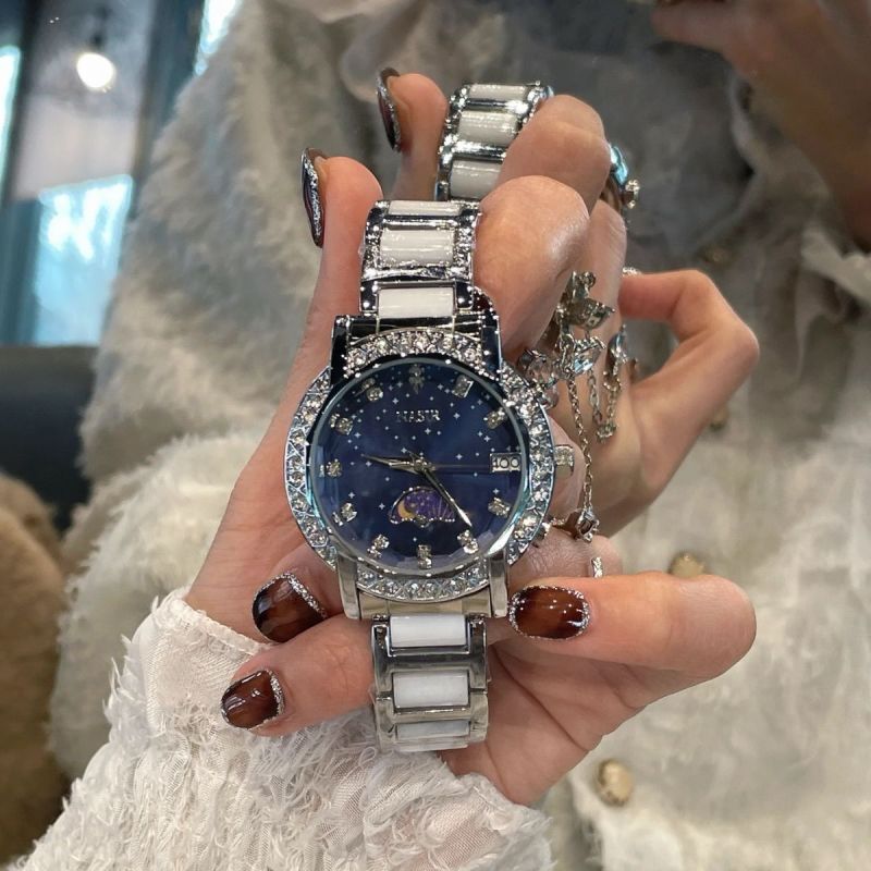 日月星辰手表女陶瓷轻奢满钻小众感手表防水高中生ins爆闪新款