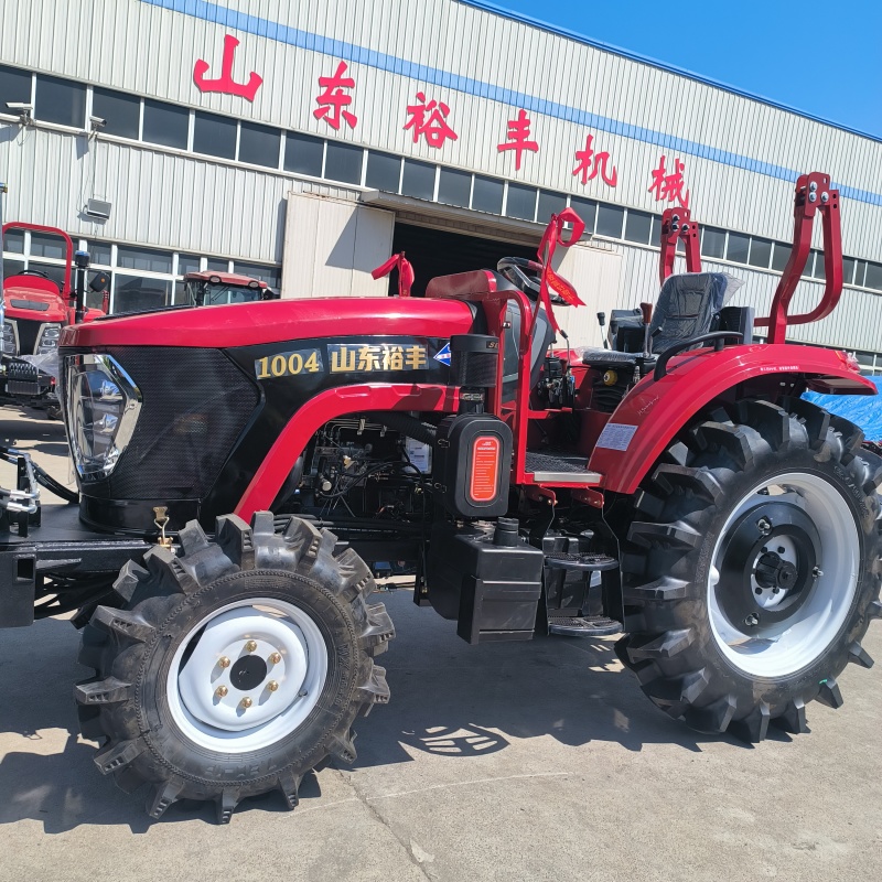 1004农用四驱拖拉机前挖后旋一机多用水旱两用打田机