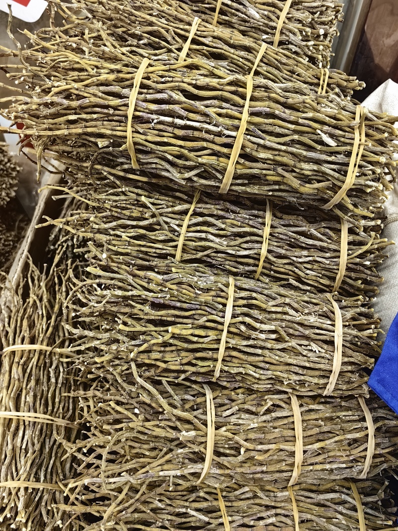 铁皮石斛干条规格齐全铁皮石斛可供实体店批发零售