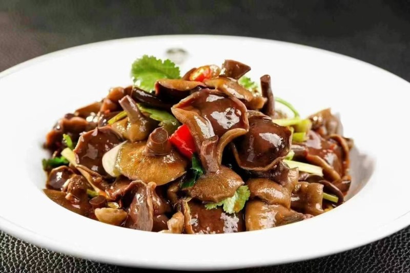 野生红乳牛肝菌批发源头菌农直供菌肉肥厚无虫蛀餐饮/冻货