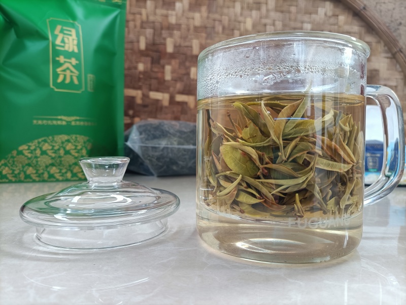 西双版纳明前绿茶勐海县勐阿镇高山生态绿茶
