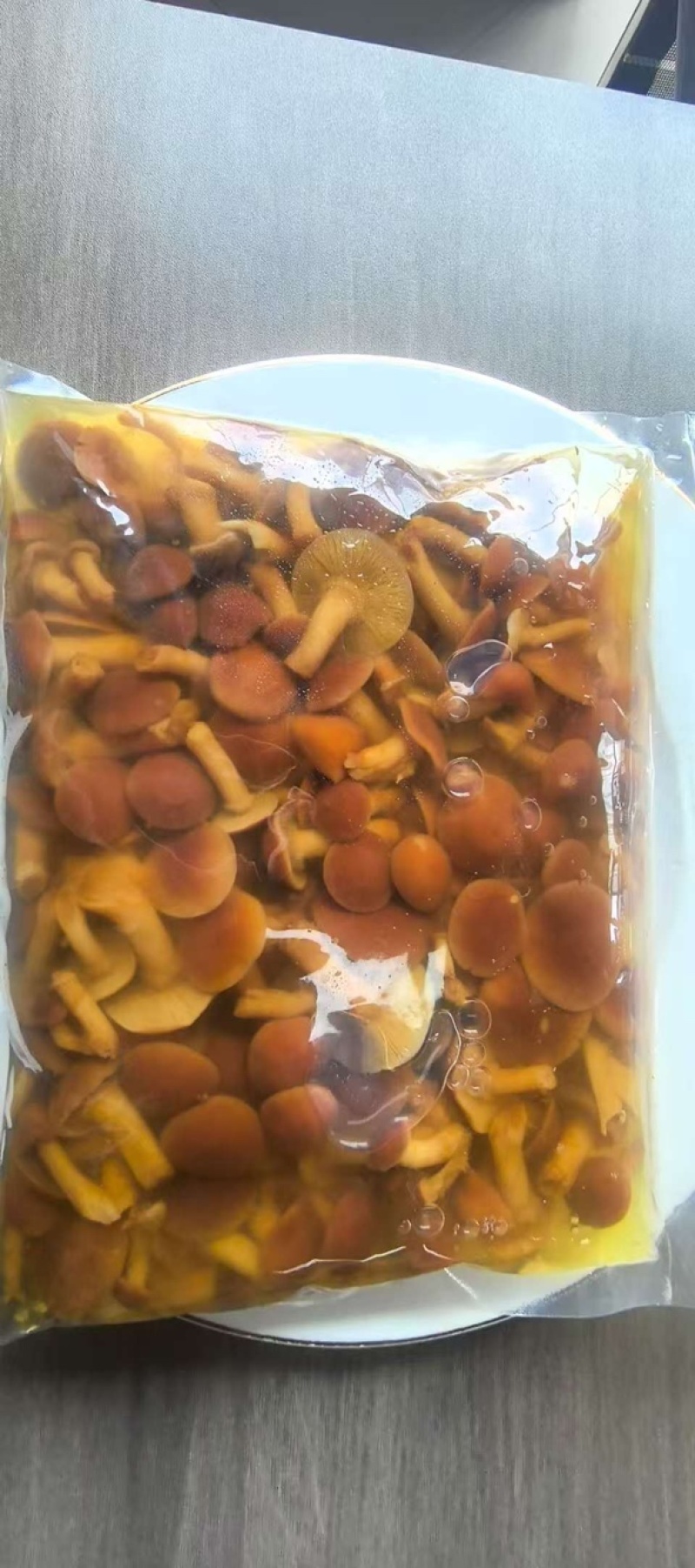 腌制滑子菇，厂家直发，自产自销，欢迎各位老板咨询采购