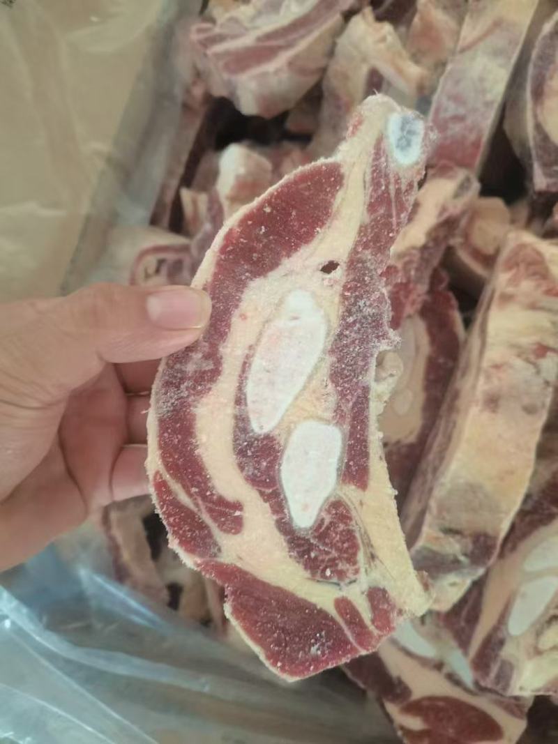 白膘牛胸骨