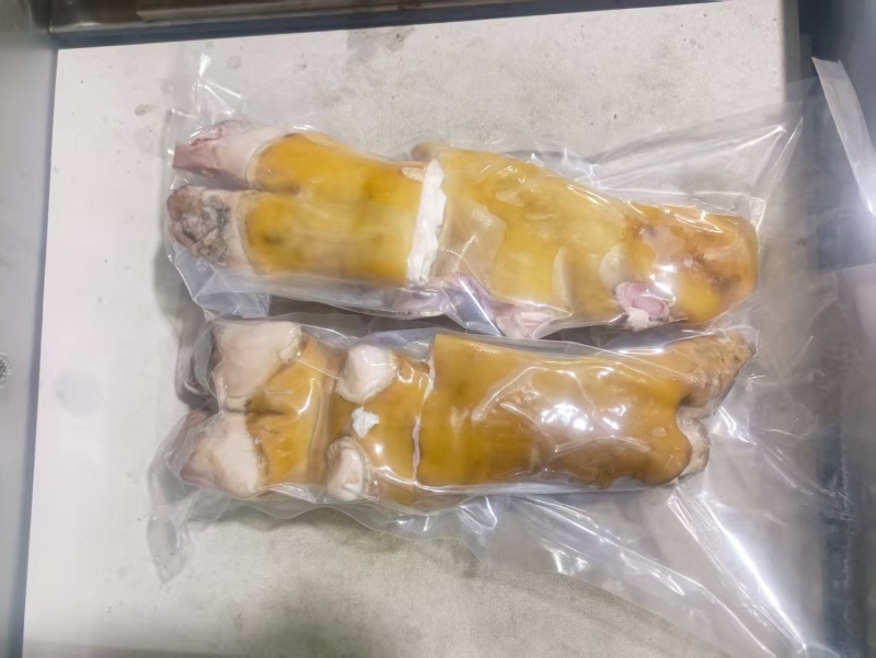 牛蹄筋，牛蹄主筋，纯手工去骨扒筋，纯干货。没有碎筋。