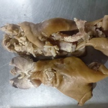全熟牛蹄。去油干净，不带骨。口感好。纯干货，独立包装。