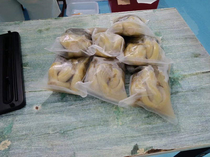 酸菜，农家土配方手工制作，对接全国各地的客商，批发零售均