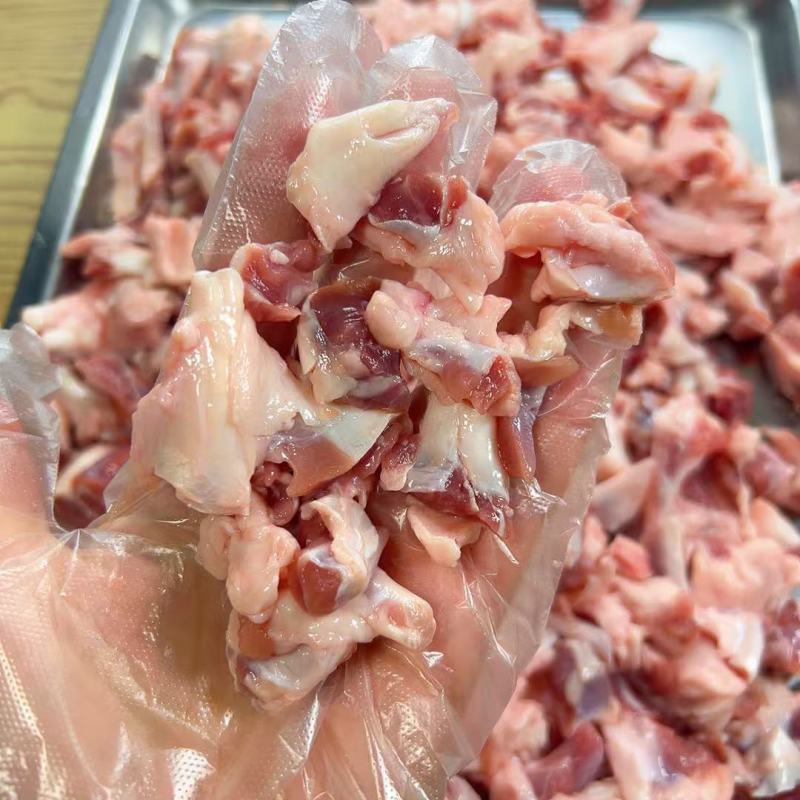 羔羊腱筋:做筋头巴脑锅，烤肉筋，炒孜然，麻辣，都可以，
