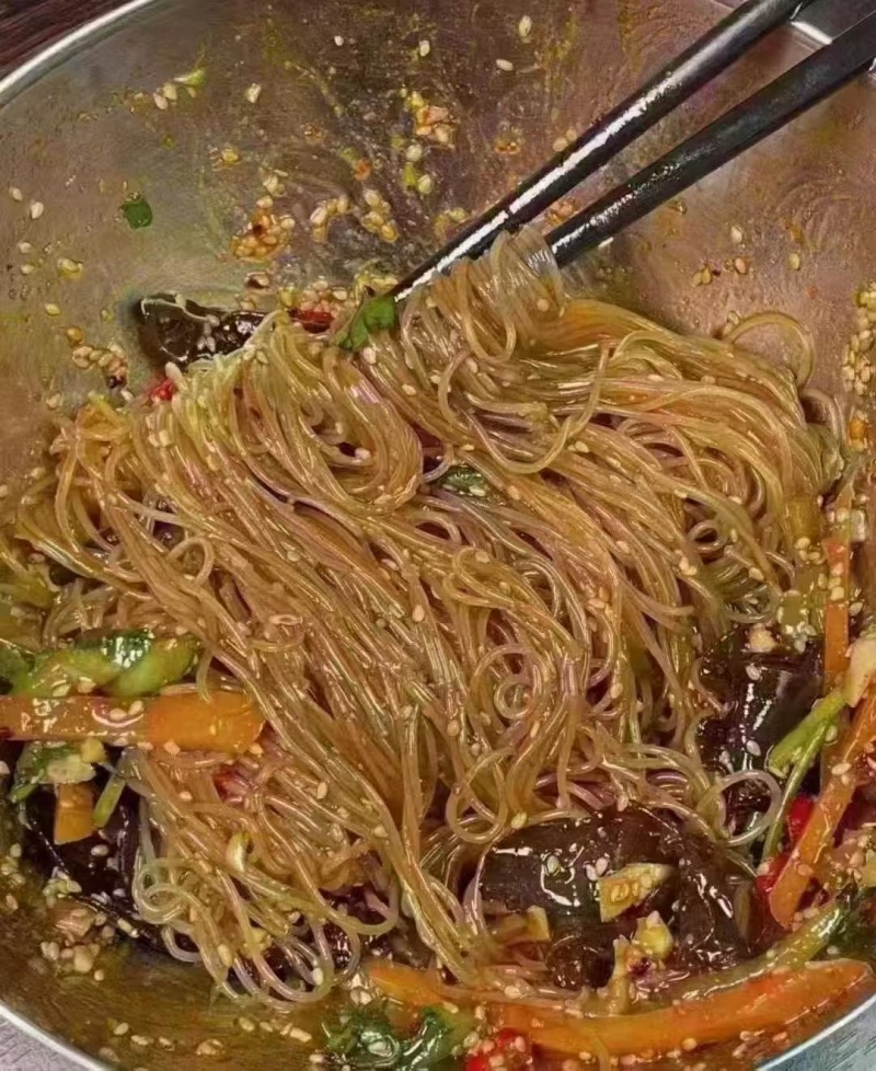粉丝豌豆粉丝龙口粉丝宝鸡粉丝地摊粉丝工厂货源