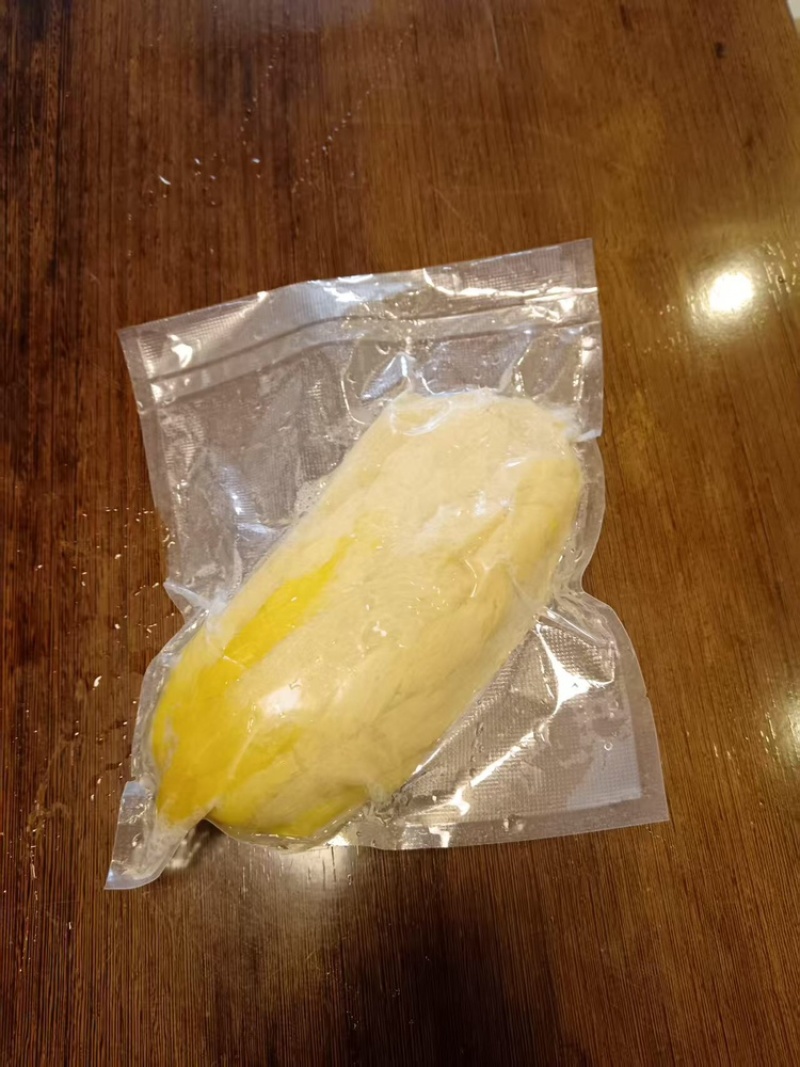 黄瓜皮，新鲜泡酱腌菜，口感酸爽，健康美味