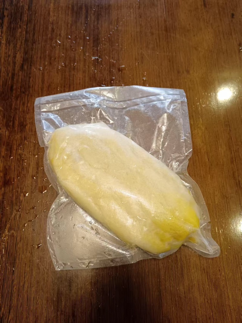 黄瓜皮，新鲜泡酱腌菜，口感酸爽，健康美味
