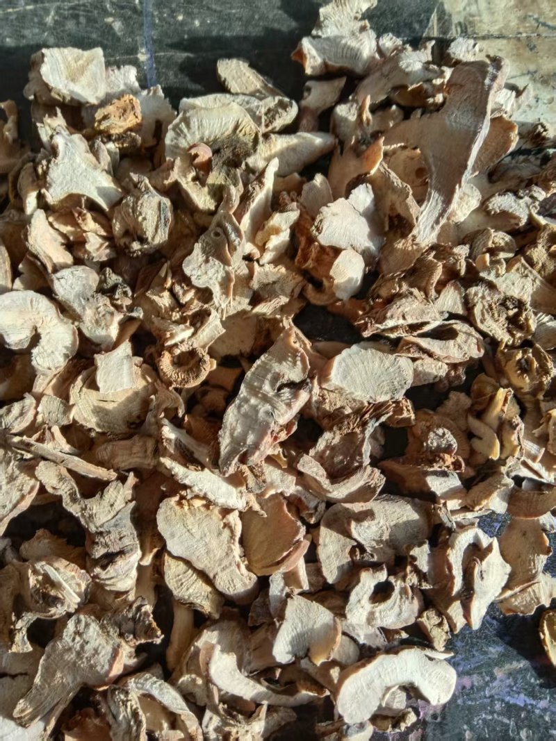 白芍狗头片子，自家种植加工，产地直发，全国供应，质量保证