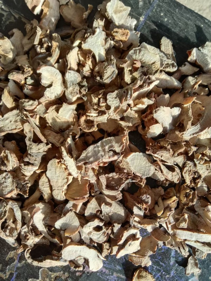 白芍狗头片子，自家种植加工，产地直发，全国供应，质量保证