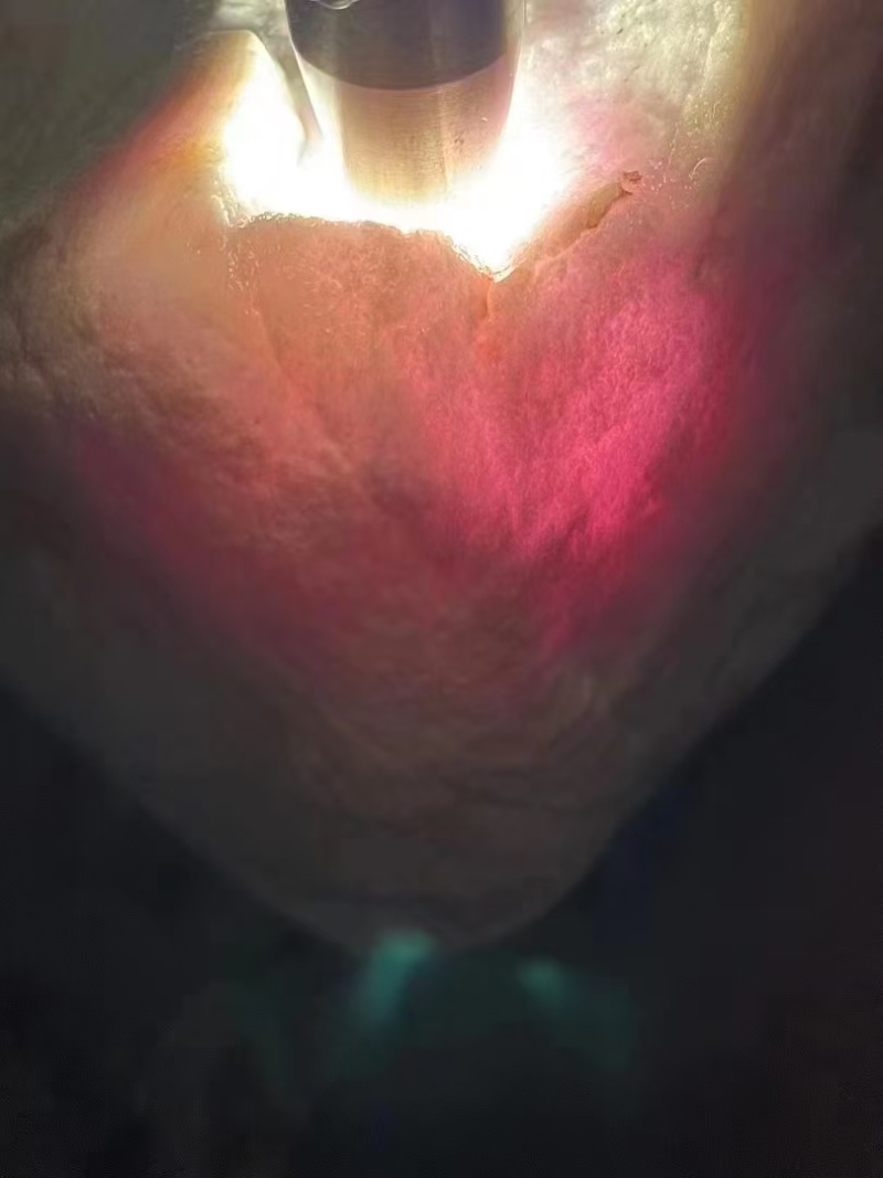 翡翠原石玉石一手货源产地供应诚信经营欢迎来电洽谈