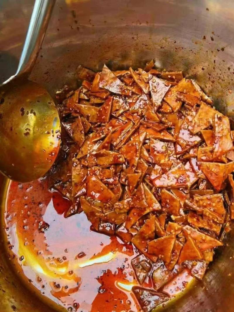 卤豆腐干，豆腐块，味道巴适得很，价格美丽