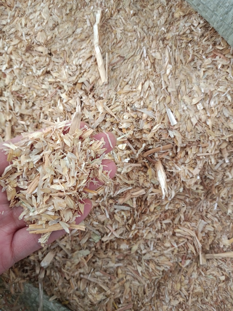 麦壳麦糠方块鸡鸭鹅猪牛羊优质草料工厂直销