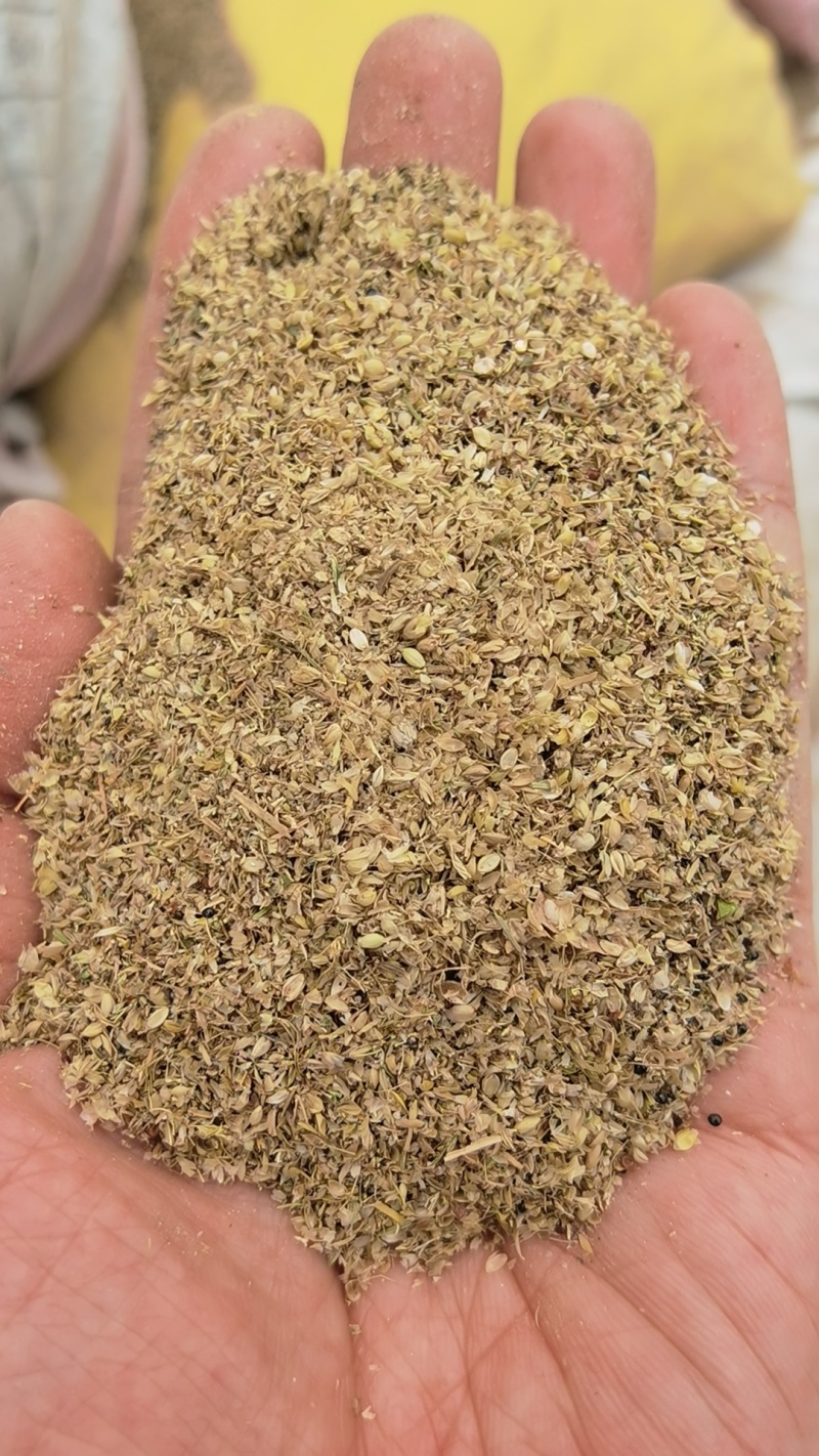 小米糠，麦糠，碎麦