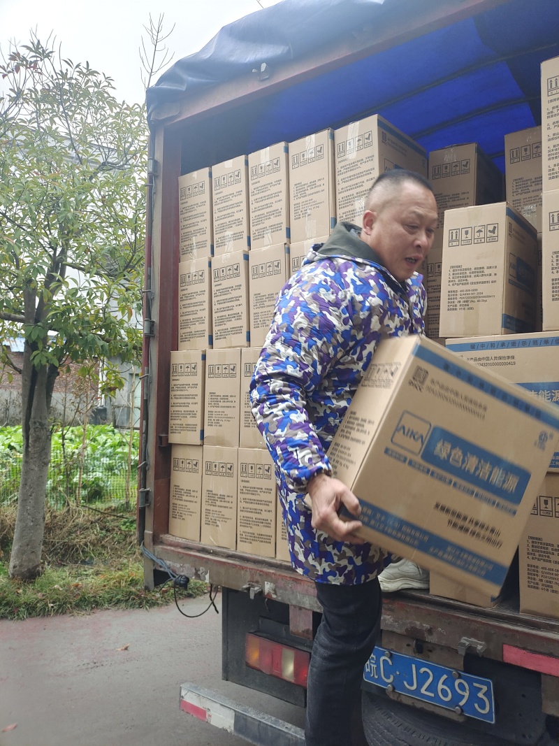 绿色清洁能源清除积碳，同时可代替燃油，节能更环保