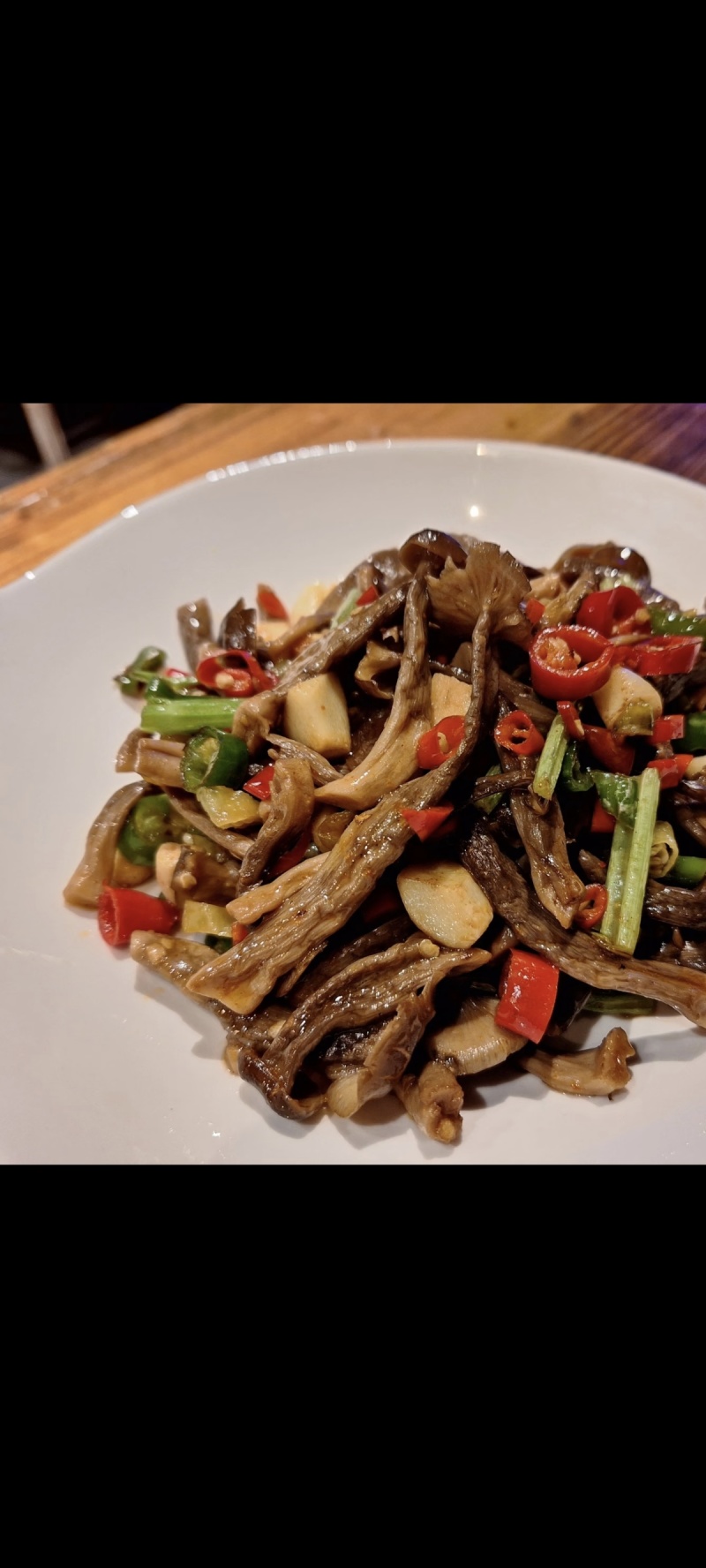干锅山珍菌