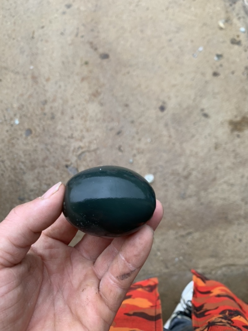 大量松花皮蛋。40-55克。5万斤。