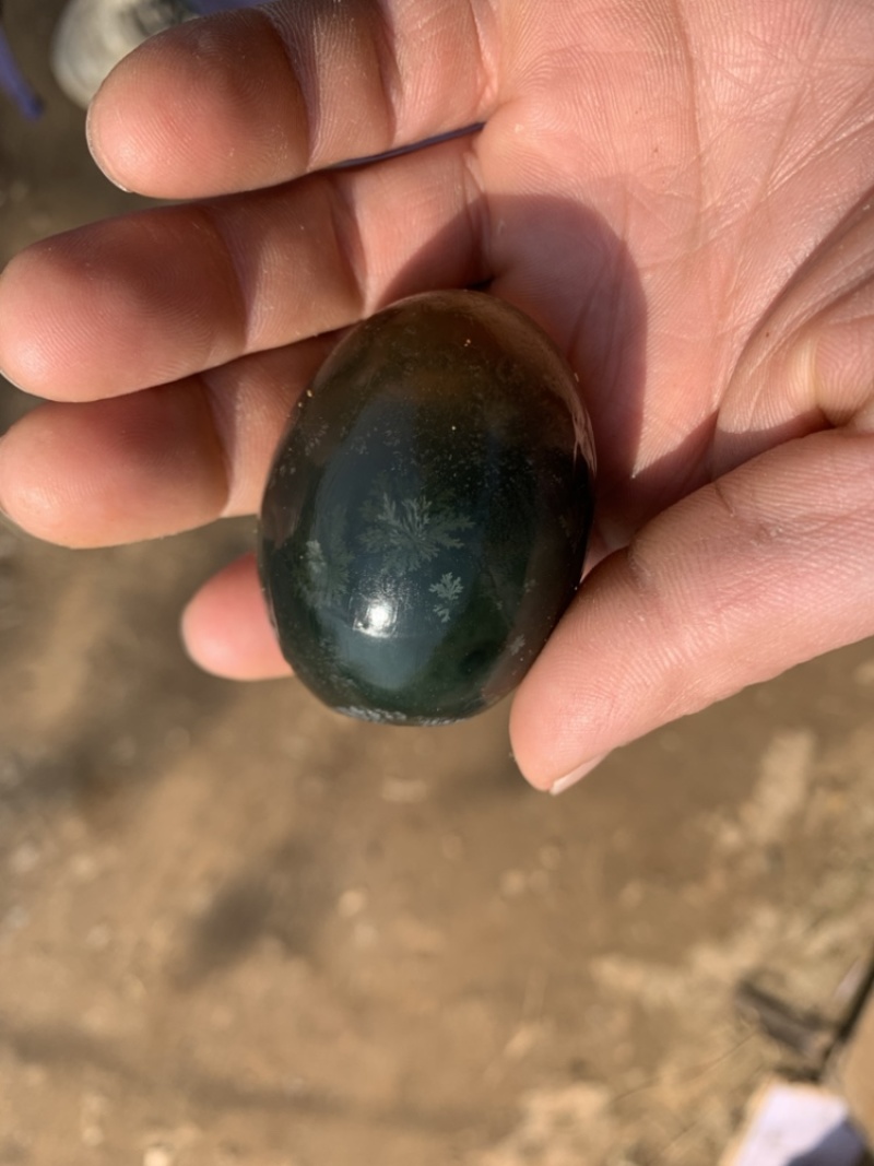 大量松花皮蛋。40-55克。5万斤。