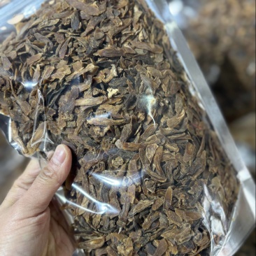 纯无糖红参碎片，五年以上花纹片，价格便宜，适合自用