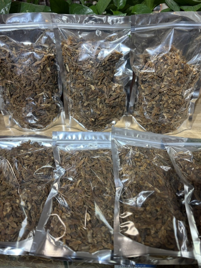纯无糖红参碎片，五年以上花纹片，价格便宜，适合自用