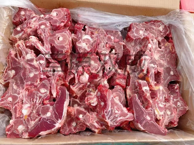 满肉羊蝎子