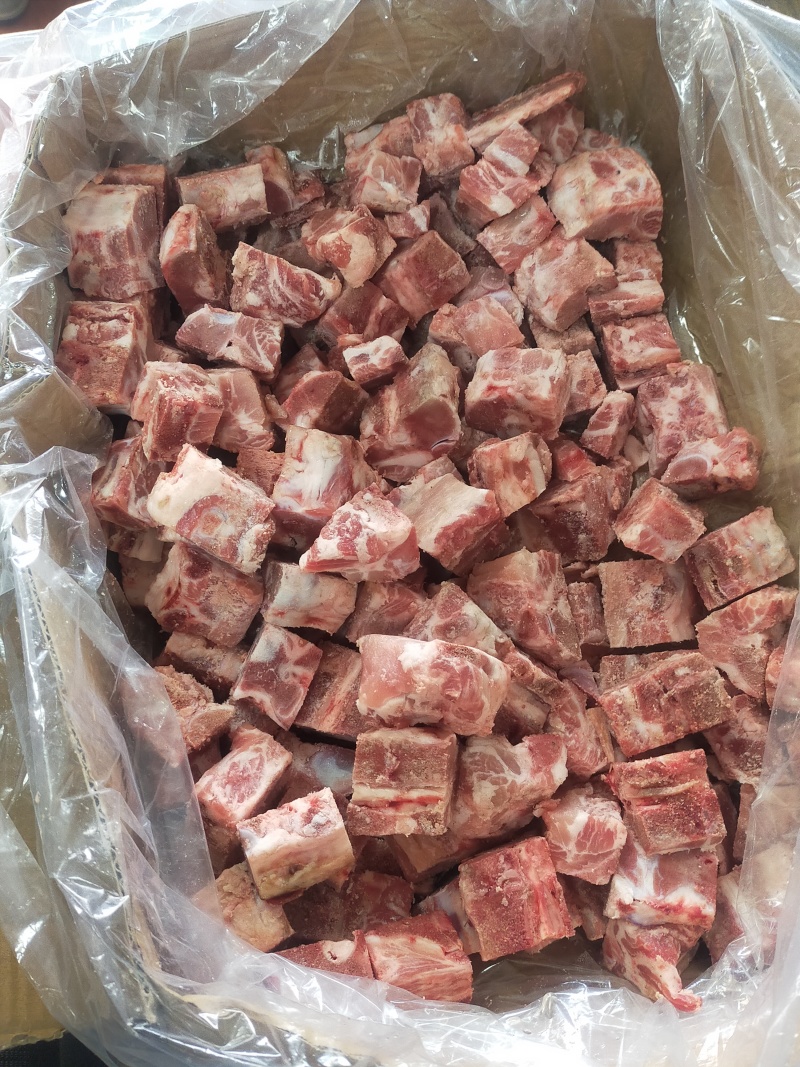 排骨粒，带肉率很高