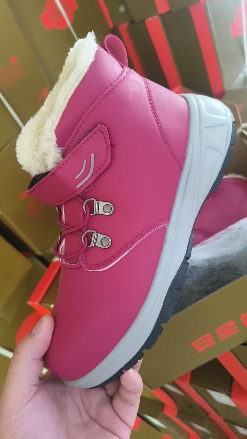 尾货健步棉鞋，3980双，6.6块，35-41码