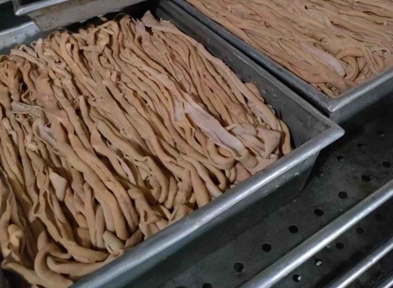 鸭肠精品生熟鸭肠工厂发货货源充足质量保证物流冷链运输