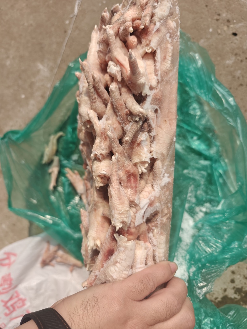 二级熟凤爪破损瘀血加工厂专用价格美丽鸡爪