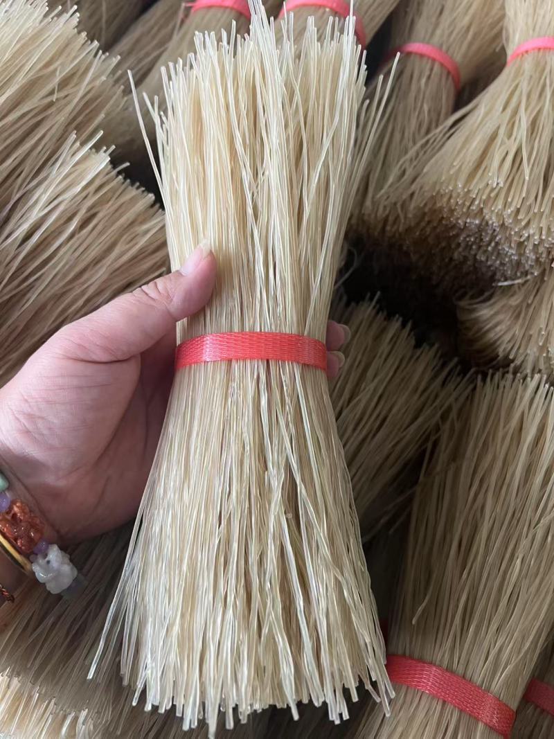 【推荐】精品红薯粉条货源充足量大从优质量保证厂家发货