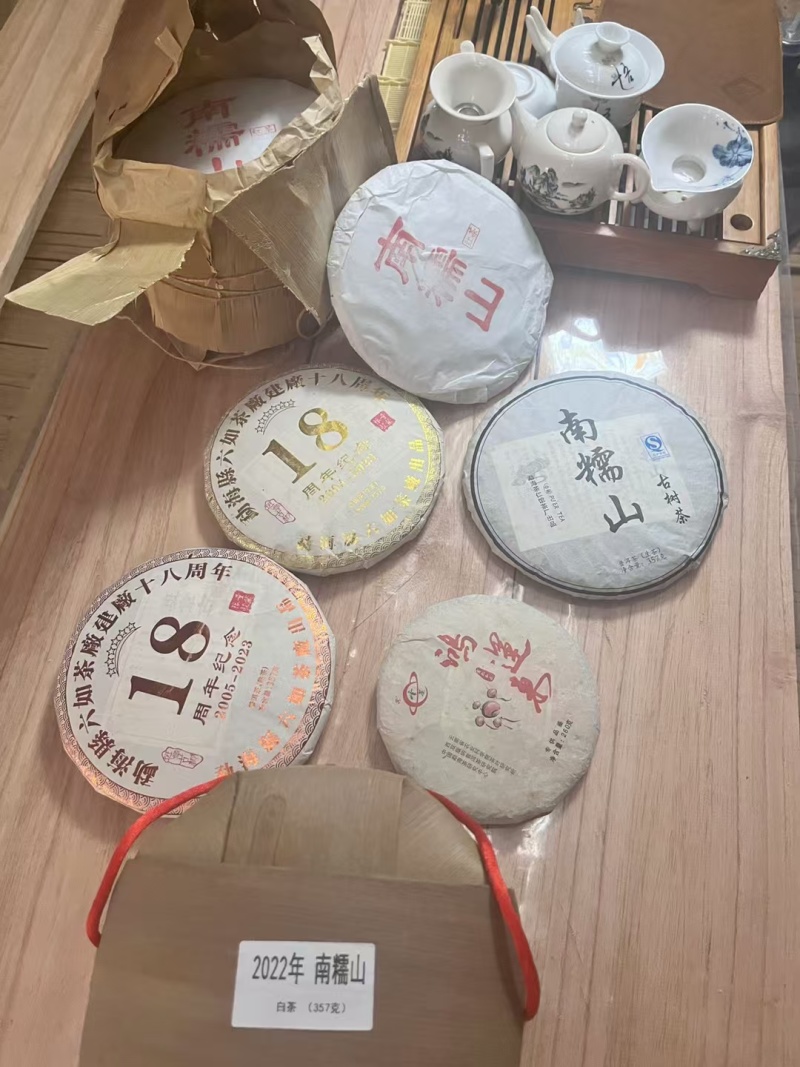 批发产品很好的，怎么品种都有