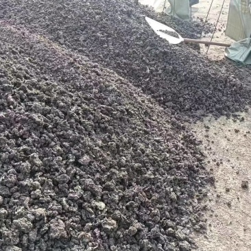 干鸡粪，自然晒干，量大，常年有货。纯干鸡粪。欢迎老板下单