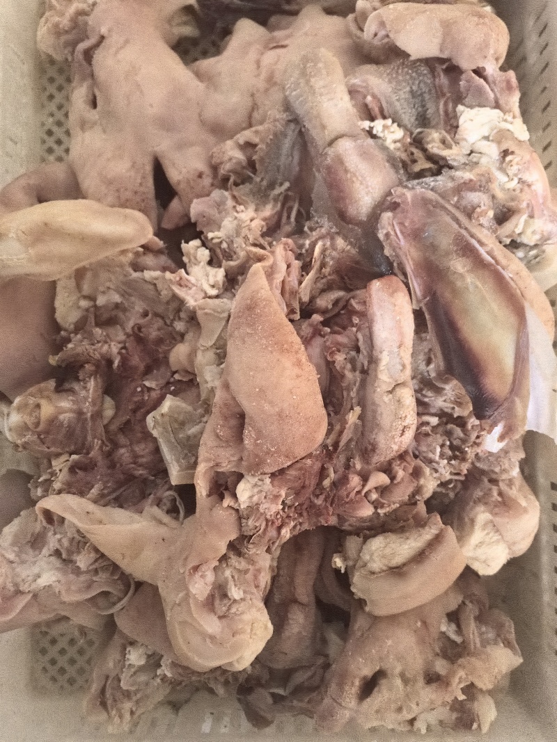 全熟带皮羊头肉