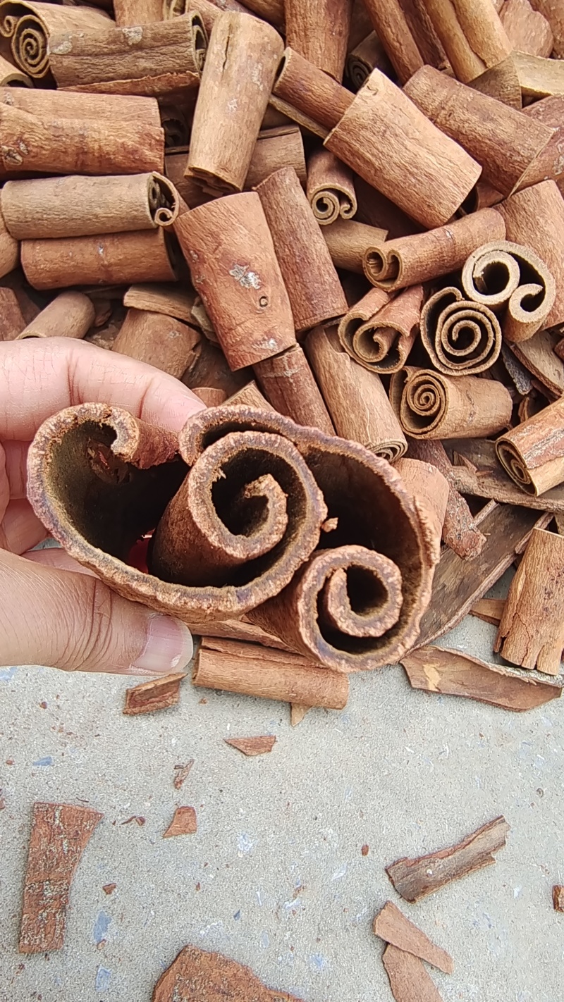 油桂去皮厚油桂选货2斤包邮量大从优欢迎选购