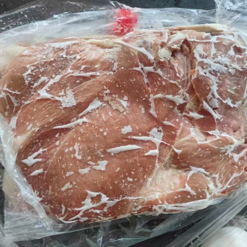 品名：肥猪带皮后上肉规格：10公斤2-3片