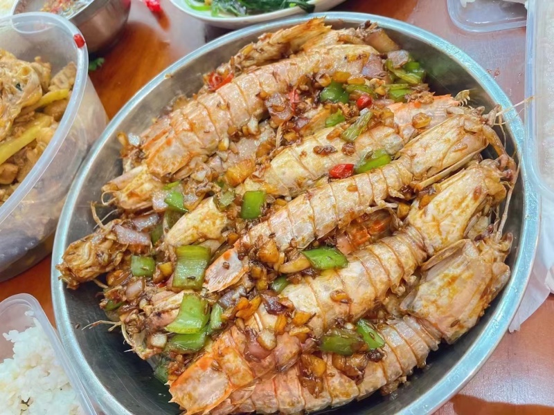 熟冻12-15皮皮虾18元/斤一手货源量大，从优